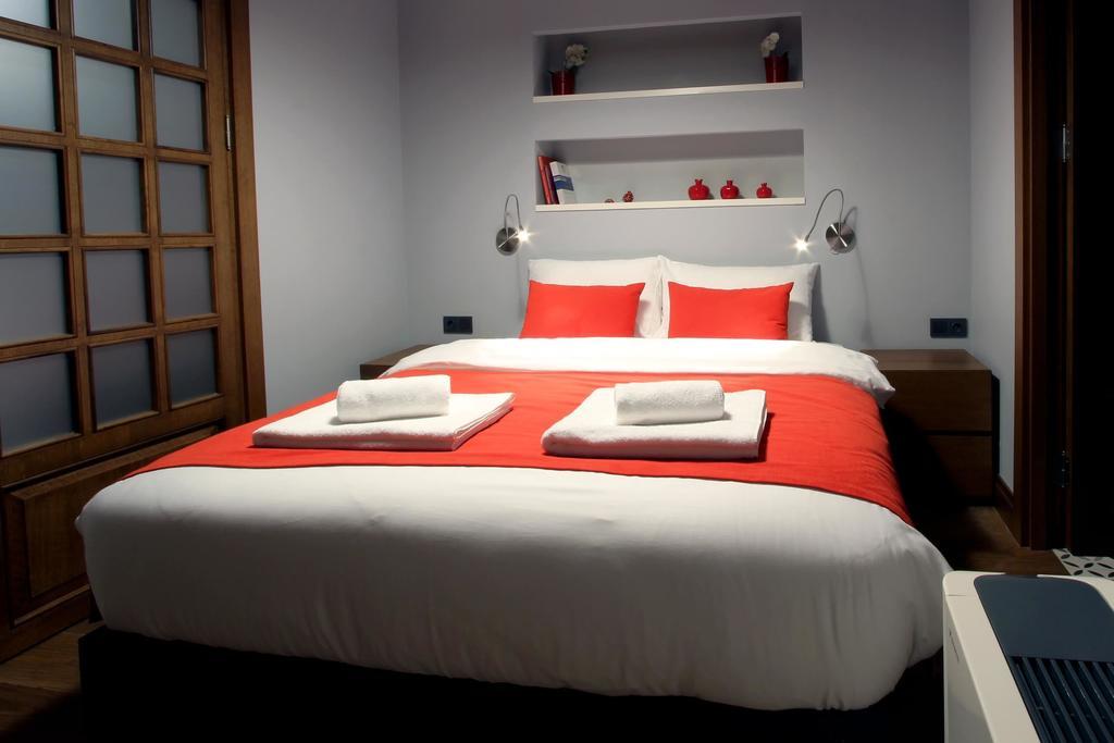 La Casa Pera Suites Истанбул Стая снимка